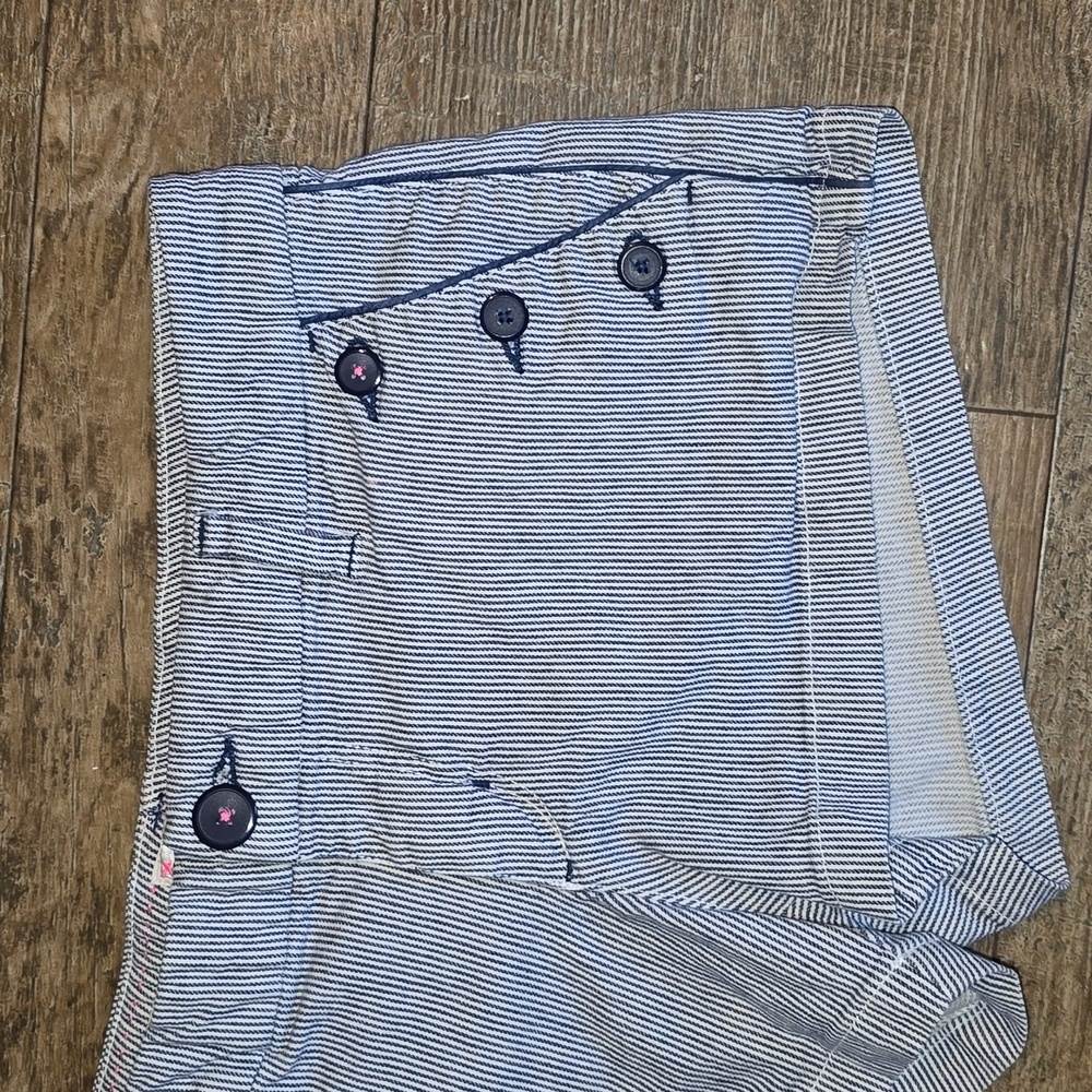 EUC American eagle shorts - Picture 3 of 16